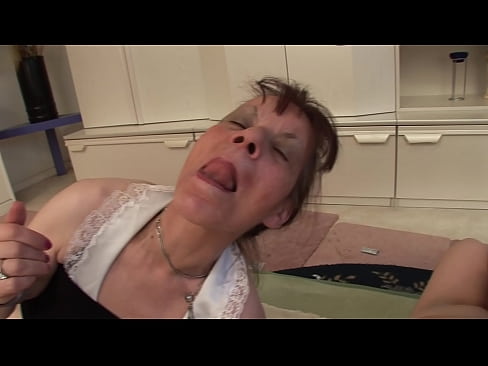 ❤️ Due nonne e un nonno fanno una cosa a tre ❤️ Porno belloal it.bestsexporno.ru ❤️