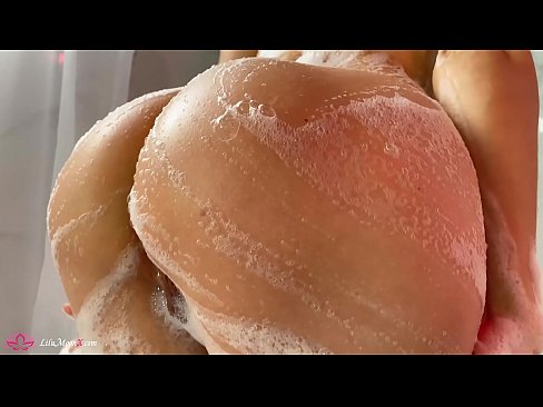 ❤️ Brunetta masturba la figa con il vibratore fino ad un intenso orgasmo sotto la doccia ❤️ Porno belloal it.bestsexporno.ru ❤️