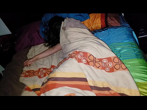 ❤️ Figliastro che rimprovera la sua giovane matrigna mentre lei dorme ❤️ Porno belloal it.bestsexporno.ru ❤️